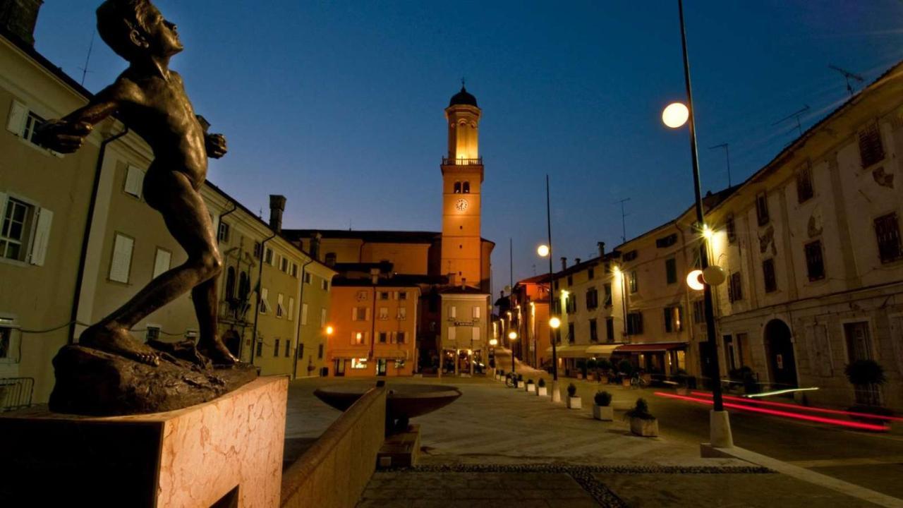 Cormons Bellissima Appartement Buitenkant foto